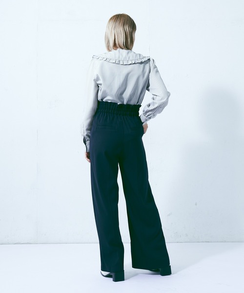 Lui's（ルイス）の「クロスベルトワイドパンツ（スラックス・レディース・ネイビー/グリーン/ライトベージュ・FREE）」の5枚目の写真