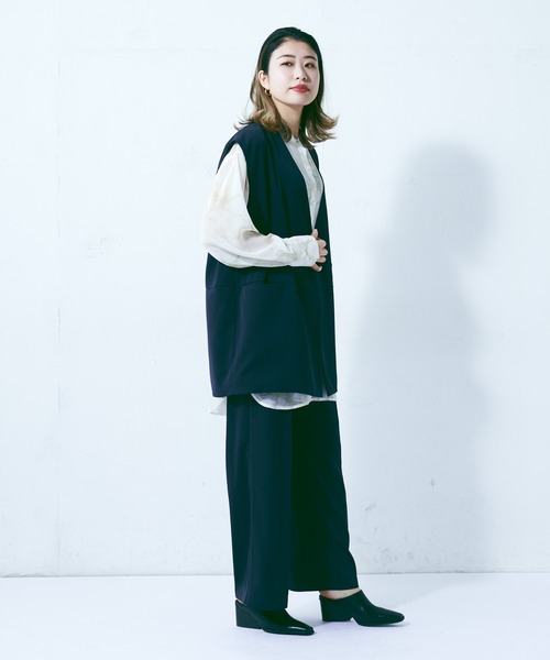 Lui's（ルイス）の「クロスベルトワイドパンツ（スラックス・レディース・ネイビー/グリーン/ライトベージュ・FREE）」の10枚目の写真