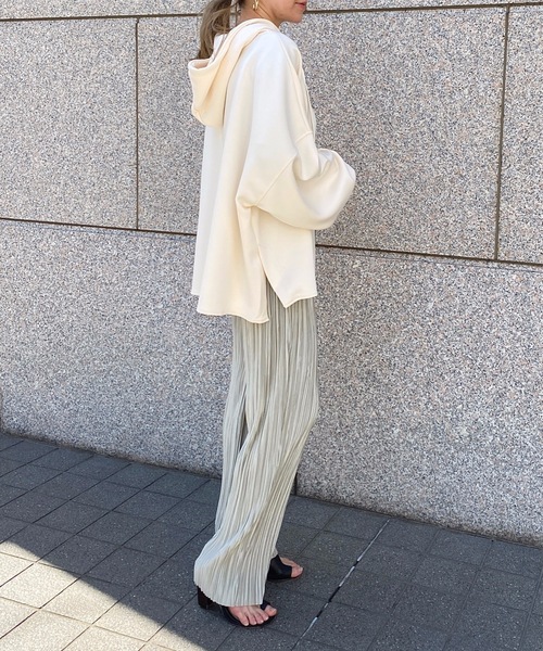 StyleSea(スタイルシー)の「シャイニー楊柳プリーツストレートパンツ(その他パンツ・レディース・ホワイト/グレイッシュベージュ/ミント/ラベンダー/ブルー/モカ/ブラック・FREE)」の12枚目の写真