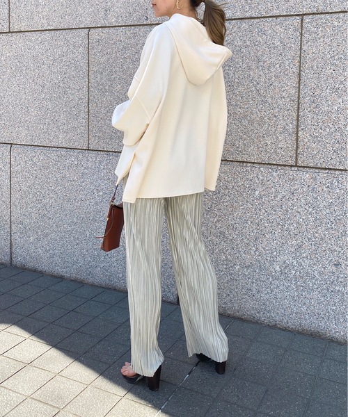 StyleSea(スタイルシー)の「シャイニー楊柳プリーツストレートパンツ(その他パンツ・レディース・ホワイト/グレイッシュベージュ/ミント/ラベンダー/ブルー/モカ/ブラック・FREE)」の13枚目の写真