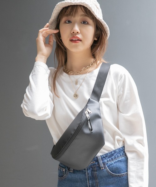 Me%（ミィパーセント）の「MEPERCENTボディバッグ（ボディバッグ/ウエストポーチ・レディース・ホワイト/ブラック/ミント・ONESIZE）」の3枚目の写真