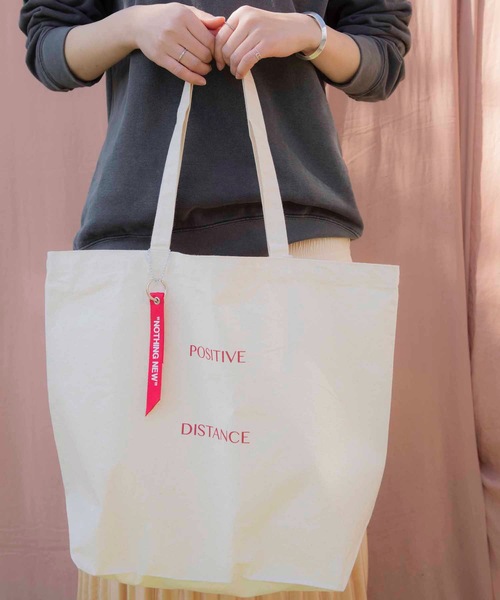 EMMA NOVEMBER (エマノーヴェンバー)の「スタンダード キャンバス トートバッグ ”POSITIVE DISTANCE”(トートバッグ・メンズ・レッド/グレー/ネイビー/ブラウン・FREE)」の15枚目の写真