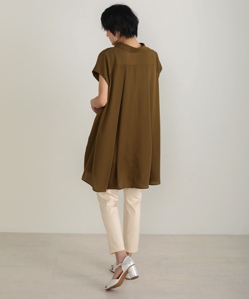 Bou Jeloud（ブージュルード）の「Aラインスキッパーシャツチュニック（シャツ/ブラウス・レディース・ブラック/オフホワイト/カーキ/A・38）」の8枚目の写真