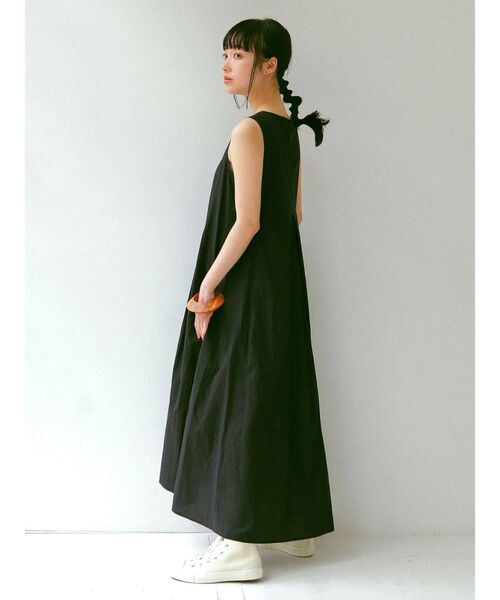 Ungrid（アングリッド）の「タックデザインフレアワンピース（ワンピース・レディース・ブラック/オフホワイト/ミント・FREE）」の8枚目の写真