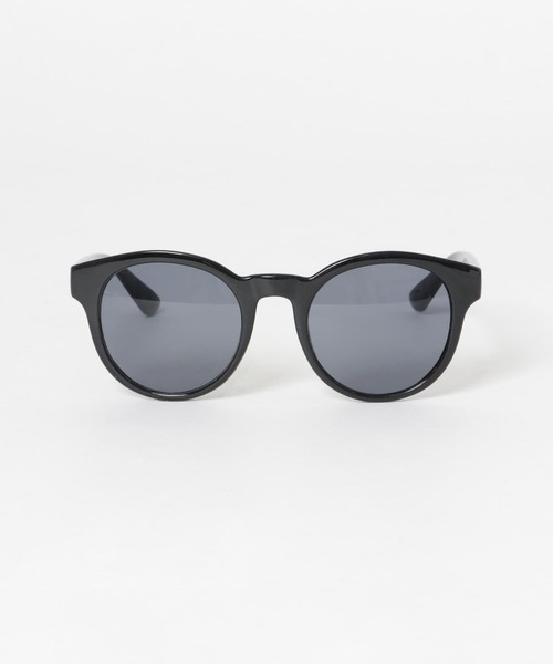 KBF（ケイビーエフ）の「ボリュームフレームサングラス（メガネ・レディース・ブラック/ベージュ・ONE）」の5枚目の写真