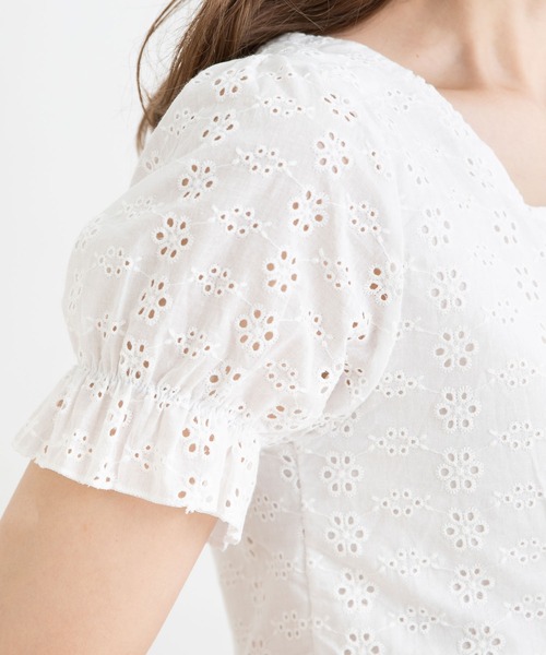 Newlyme(ニューリーミー)の「ペプラムレースブラウス(シャツ/ブラウス・レディース・ホワイト・SMALL/LARGE/MEDIUM/X-LARGE)」の5枚目の写真