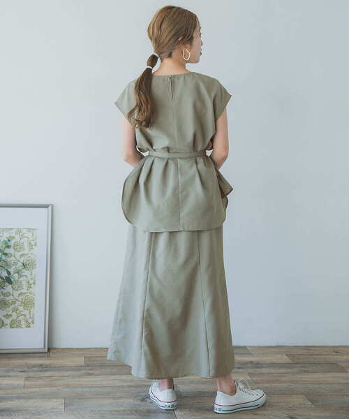 ITEMS URBANRESEARCH（アイテムズ アーバンリサーチ）の「リネンライクセミフレアスカート（スカート・レディース・チャコールグレー/ベージュ/グレー系その他・FREE）」の17枚目の写真