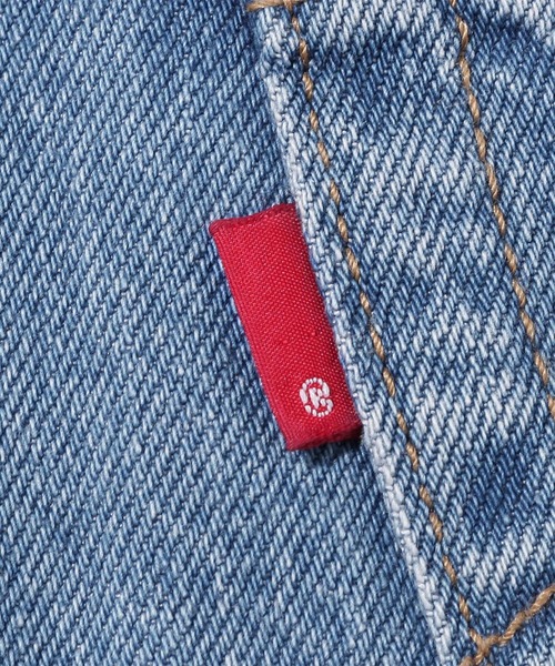 Levi's（リーバイス）の「HIGH LOOSE SHORT NUMBER ONE（デニムパンツ・レディース・ライトインディゴブルー・29inch/28inch/24inch/23inch/27inch/25inch/26inch）」の5枚目の写真