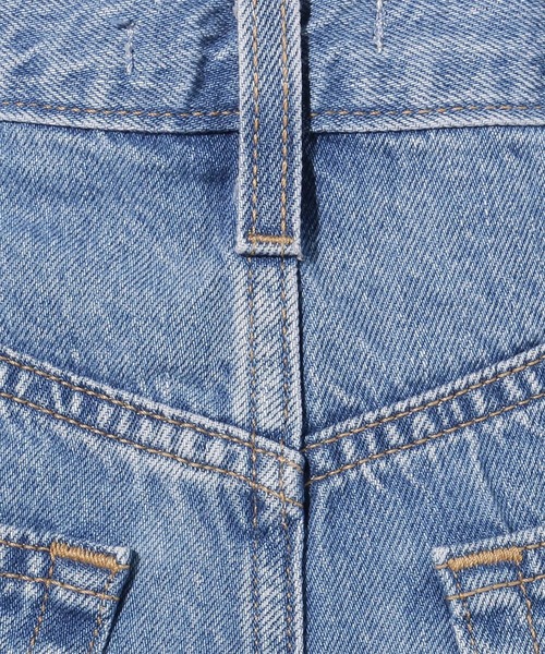 Levi's（リーバイス）の「HIGH LOOSE SHORT NUMBER ONE（デニムパンツ・レディース・ライトインディゴブルー・29inch/28inch/24inch/23inch/27inch/25inch/26inch）」の9枚目の写真