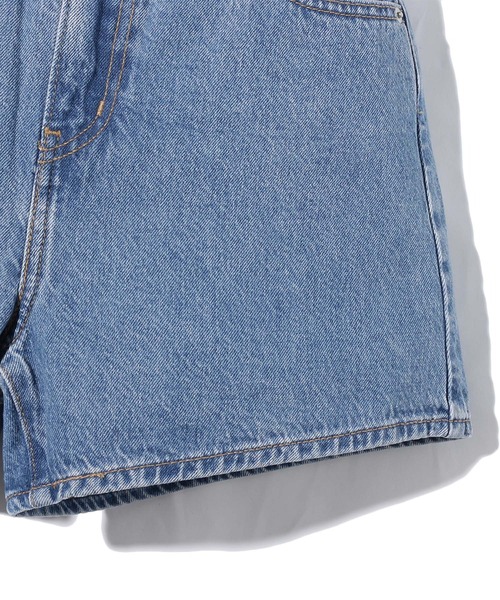 Levi's（リーバイス）の「HIGH LOOSE SHORT NUMBER ONE（デニムパンツ・レディース・ライトインディゴブルー・29inch/28inch/24inch/23inch/27inch/25inch/26inch）」の10枚目の写真