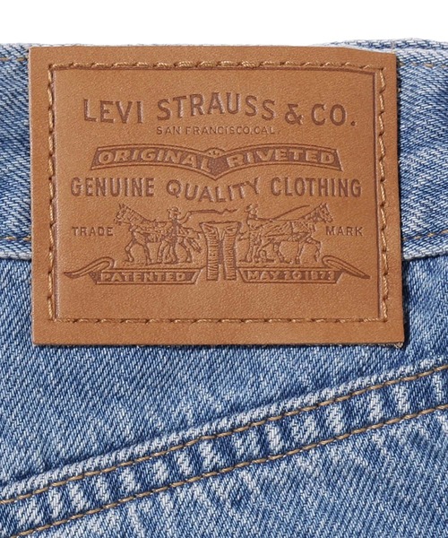 Levi's（リーバイス）の「HIGH LOOSE SHORT NUMBER ONE（デニムパンツ・レディース・ライトインディゴブルー・29inch/28inch/24inch/23inch/27inch/25inch/26inch）」の11枚目の写真