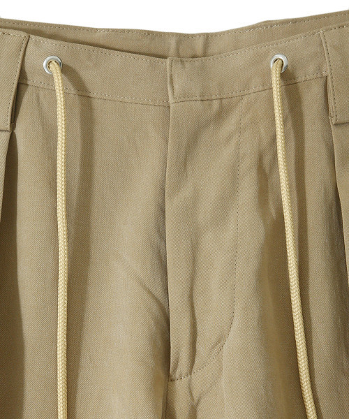 PORT BY ARK（ポートバイアーク）の「PORT BY ARK / ポートバイアーク：Tuck Wide Shorts：PO09-P002[COR]（その他パンツ・メンズ・ブラック/ベージュ/グリーン系その他・2/1）」の8枚目の写真