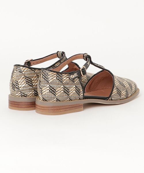 F-TROUPE（エフトゥループ）の「F-TROUPE T-BAR STRAP SANDAL SA055（サンダル・レディース・ブラック・38/36/37）」の3枚目の写真