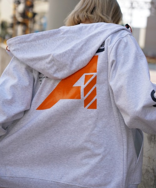 AVIREX（アヴィレックス）の「【AVIREX FLYER'S】スウェット パーカー/ L/S SWEAT PARKA/AF（パーカー・レディース・ライトグレー/ブラック/オリーブ/オレンジ・FREE）」の3枚目の写真