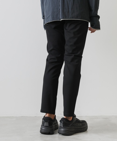 ATTACHMENT(アタッチメント)の「COMPRESSED PONTE JERSEY TIGHT FIT TROUSERS(スラックス・メンズ・ブラック/グレー系その他・1/2/3)」の14枚目の写真