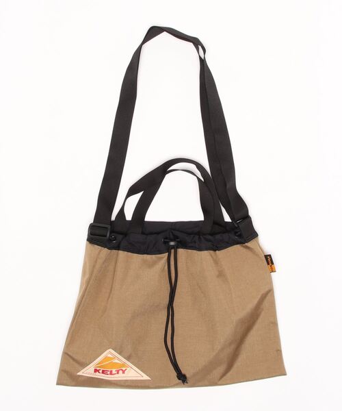 KELTY（ケルティ）の「【KELTY/ケルティ】フラットキンチャクショルダー/FLAT KINCHAKU with HANDLE（ショルダーバッグ・メンズ・ブラック/パープル/ネイビー/レッド/オリーブ/ブルー/グリーン/ダークグレー/サンドベージュ/セージグリーン/タン/マスタード/ブラウン系その他/モカ・FREE）」の4枚目の写真