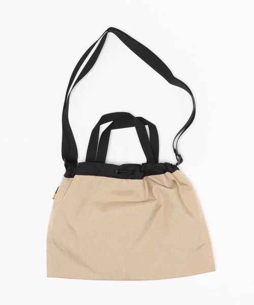 KELTY（ケルティ）の「【KELTY/ケルティ】フラットキンチャクショルダー/FLAT KINCHAKU with HANDLE（ショルダーバッグ・メンズ・ブラック/パープル/ネイビー/レッド/オリーブ/ブルー/グリーン/ダークグレー/サンドベージュ/セージグリーン/タン/マスタード/ブラウン系その他/モカ・FREE）」の15枚目の写真