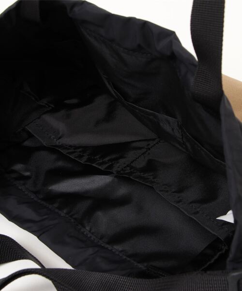 KELTY（ケルティ）の「【KELTY/ケルティ】フラットキンチャクショルダー/FLAT KINCHAKU with HANDLE（ショルダーバッグ・メンズ・ブラック/パープル/ネイビー/レッド/オリーブ/ブルー/グリーン/ダークグレー/サンドベージュ/セージグリーン/タン/マスタード/ブラウン系その他/モカ・FREE）」の19枚目の写真