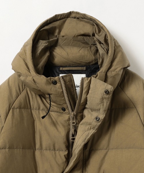 Ray BEAMS(レイビームス)の「GYMPHLEX / フード ダウン ジャケット(ダウンジャケット/コート・レディース・ブラック/ベージュ・12/14)」の12枚目の写真