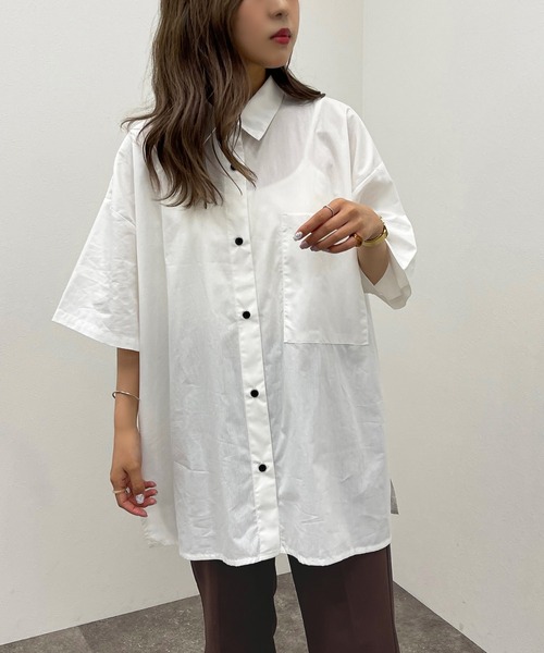 apres jour mignon(アプレジュールミニョン)の「BIGシャツ【ZOZOTOWN限定アイテム】(シャツ/ブラウス・レディース・ブルー系その他/オフホワイト/ブラック・フリー/X-LARGE)」の6枚目の写真