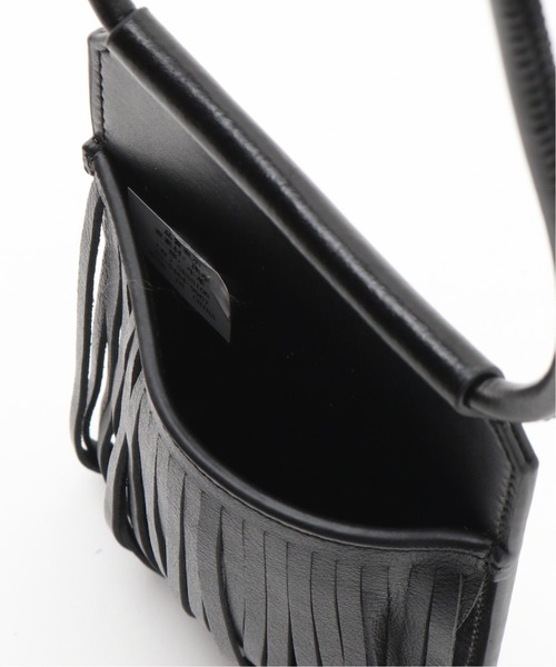 Spick & Span(スピックアンドスパン)の「#【YAHKI】W FACEフリンジスマートフォンケース(ショルダーバッグ・レディース・チャコールグレー/ブラック・FREE)」の15枚目の写真