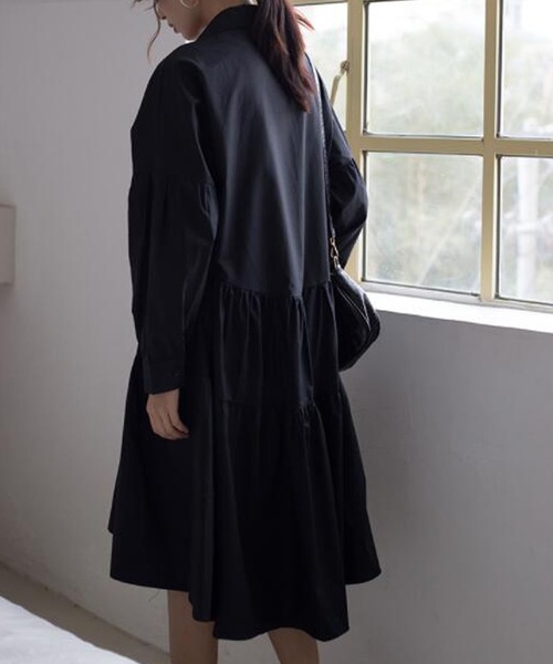 Bifrost（ビフレスト）の「ティアードシャツワンピース（シャツワンピース・レディース・ホワイト/ブラック・F）」の9枚目の写真