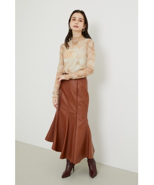 rienda(リエンダ)の「ブルードフラワーチュールトップス(Tシャツ/カットソー・レディース・ブラウン系その他/ベージュ系その他/ネイビー系・FREE)」の7枚目の写真