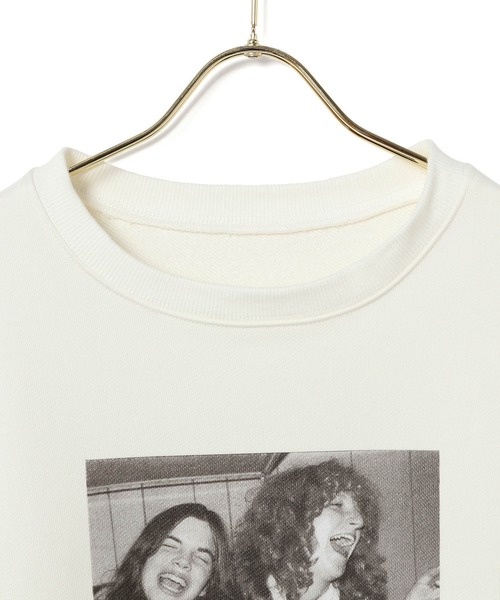 MADEMOISELLE ROPE'（マドモアゼル ロペ）の「【JOSEPH SZABO×VTA】フォトプリントパフスリーブスウェット（スウェット・レディース・ホワイト/ブラック/ホワイト系その他・FREE）」の5枚目の写真