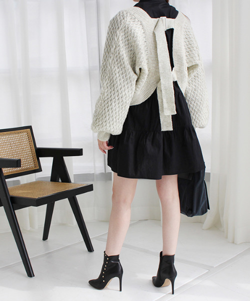 MODE ROBE（モードローブ）の「パフスリーブティアードブラウス（シャツ/ブラウス・レディース・ホワイト/ブラック・FREE）」の17枚目の写真