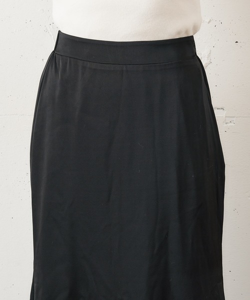 MIIA（ミーア）の「サテンタイトスカート（スカート・レディース・ブラック/イエロー/ピンク・FREE）」の15枚目の写真