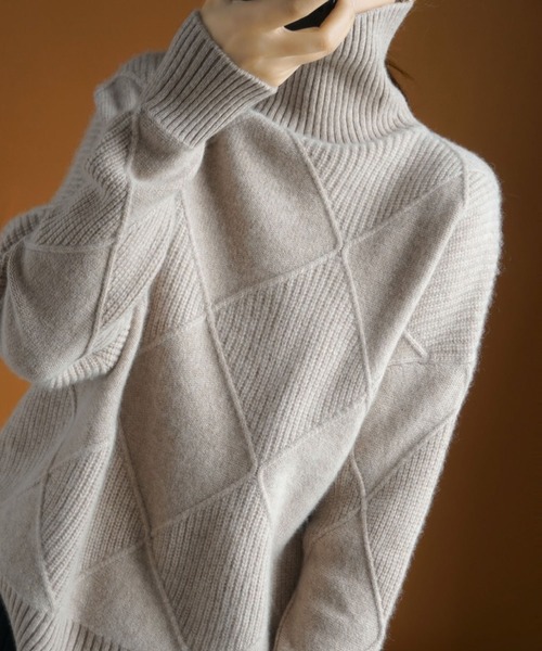 meJane（ミージェーン）の「カラータートルダイヤリブジャガードニット（ニット/セーター・レディース・ブラック/グレー/イエロー/グリーン/モカ・FREE）」の10枚目の写真