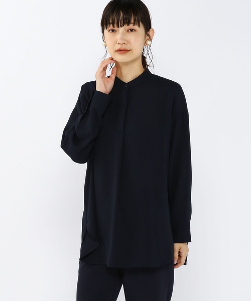 Petit Honfleur(プチオンフルール)の「バンドカラースキッパーシャツ(シャツ/ブラウス・レディース・ネイビー/モカ/カーキ・13号/9号/11号)」の3枚目の写真
