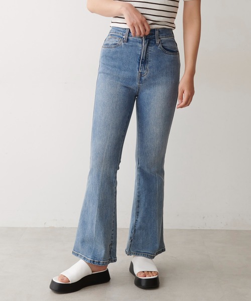 FREE'S MART（フリーズマート）の「【Sシリーズ対応】◇内スリットベルボトムデニムパンツ（デニムパンツ・レディース・ブラック/ワンウォッシュ/ブルー系その他2/ホワイト系その他/ブラウン・X-SMALL/SMALL/MEDIUM）」の5枚目の写真