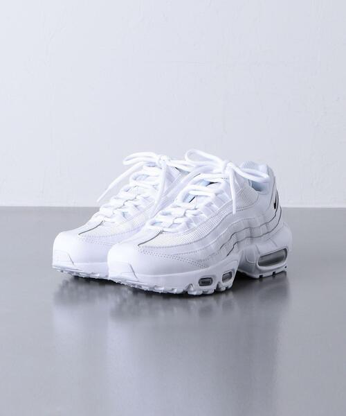 NIKE(ナイキ)の「<NIKE(ナイキ)>AIR MAX 95 エッセンシャル スニーカー(スニーカー・レディース・ホワイト・22cm/22.5cm/23cm/23.5cm/24cm/24.5cm/25cm)」の6枚目の写真