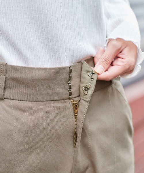cepo（セポ）の「センターステッチ ストレッチトラウザー（その他パンツ・レディース・ベージュ/オレンジ/ブルー/カーキ・S/M）」の17枚目の写真