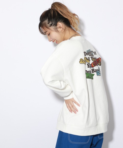 PBLIM（ページボーイリム）の「【PAGEBOYLIM】ステッカーフウスウェット（スウェット・レディース・オフホワイト/ネイビー・MEDIUM/LARGE）」の3枚目の写真