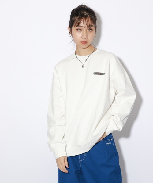 PBLIM（ページボーイリム）の「【PAGEBOYLIM】ステッカーフウスウェット（スウェット・レディース・オフホワイト/ネイビー・MEDIUM/LARGE）」の5枚目の写真