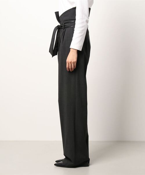 SISLEY（シスレー）の「ハイウエストリボン付きペーパーバッグデザインパンツ（その他パンツ・レディース・ブラック・40/38/42）」の2枚目の写真