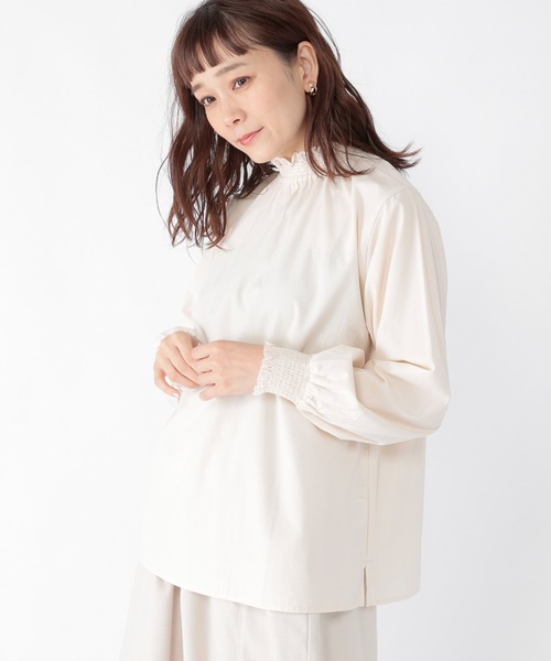 studio CLIP(スタディオクリップ)の「襟スカラップダブルフロントブラウス(シャツ/ブラウス・レディース・オフホワイト/ブラック/アイボリー・MEDIUM/LARGE)」の1枚目の写真