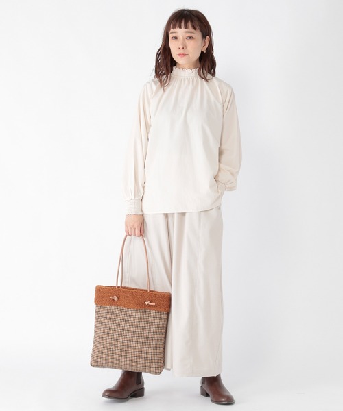 studio CLIP(スタディオクリップ)の「襟スカラップダブルフロントブラウス(シャツ/ブラウス・レディース・オフホワイト/ブラック/アイボリー・MEDIUM/LARGE)」の8枚目の写真