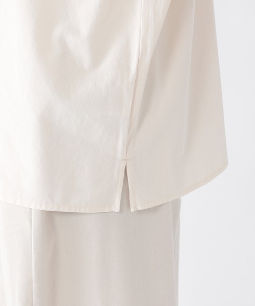 studio CLIP(スタディオクリップ)の「襟スカラップダブルフロントブラウス(シャツ/ブラウス・レディース・オフホワイト/ブラック/アイボリー・MEDIUM/LARGE)」の14枚目の写真