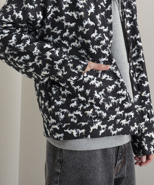 GLOSTER(グロスター)の「【GLOSTER/グロスター】Longchamp ヴィンテージプリント ブルゾン(ブルゾン・メンズ・ブラック系その他4/ベージュ系その他3/グリーン系その他2・MEDIUM/LARGE)」の13枚目の写真