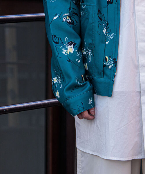 GLOSTER(グロスター)の「【GLOSTER/グロスター】Longchamp ヴィンテージプリント ブルゾン(ブルゾン・メンズ・ブラック系その他4/ベージュ系その他3/グリーン系その他2・MEDIUM/LARGE)」の4枚目の写真