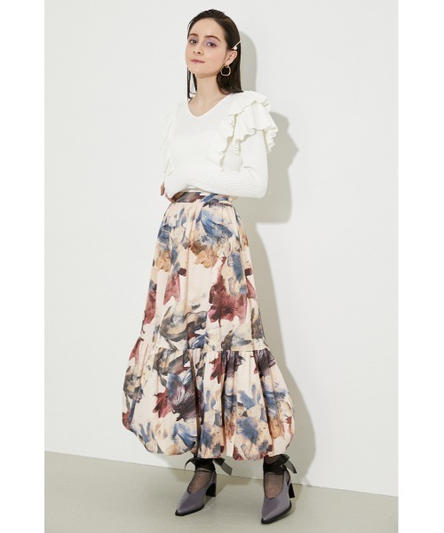 rienda（リエンダ）の「バルーンティアードフレアスカート（スカート・レディース・ブラック/ベージュ/アイボリー・SMALL/MEDIUM）」の6枚目の写真