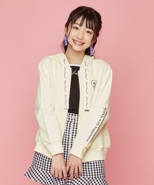 JENNI love(ジェニィラブ)の「ガーゼ裏毛ロゴリボンZIPパーカー(パーカー・キッズ・ブラック/ラベンダー/イエロー・130cm/140cm/150cm/160cm)」の3枚目の写真