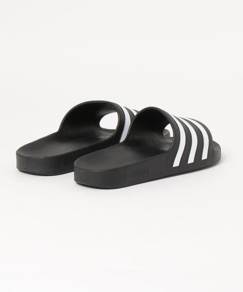 adidas（アディダス）の「《adidas》アディレッタ AQUA（サンダル・メンズ・ブラック×ホワイト/ホワイト×ブラック/ブラック×ゴールド/ダークブルー・25.5cm/26.5cm/27.5cm/23.5cm/24.5cm/28.5cm/22.5cm）」の5枚目の写真