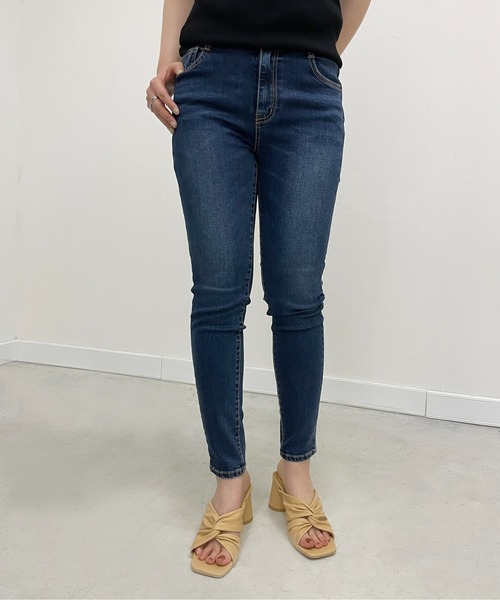 StyleSea（スタイルシー）の「シェービングスキニーデニム（デニムパンツ・レディース・インディゴブルー・25inch/26inch/27inch/24inch/23inch）」の9枚目の写真