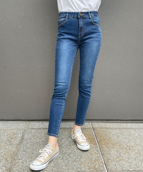 StyleSea（スタイルシー）の「シェービングスキニーデニム（デニムパンツ・レディース・インディゴブルー・25inch/26inch/27inch/24inch/23inch）」の21枚目の写真