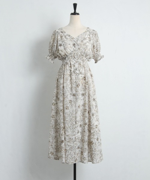 tocco closet（トッコ クローゼット）の「飾りくるみ釦付き