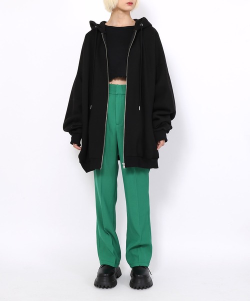 美品PUNYUS プニュズアノラックパーカー　ブラック PUNYUS（プニュズ）の「スーパービッグジップパーカー（パーカー